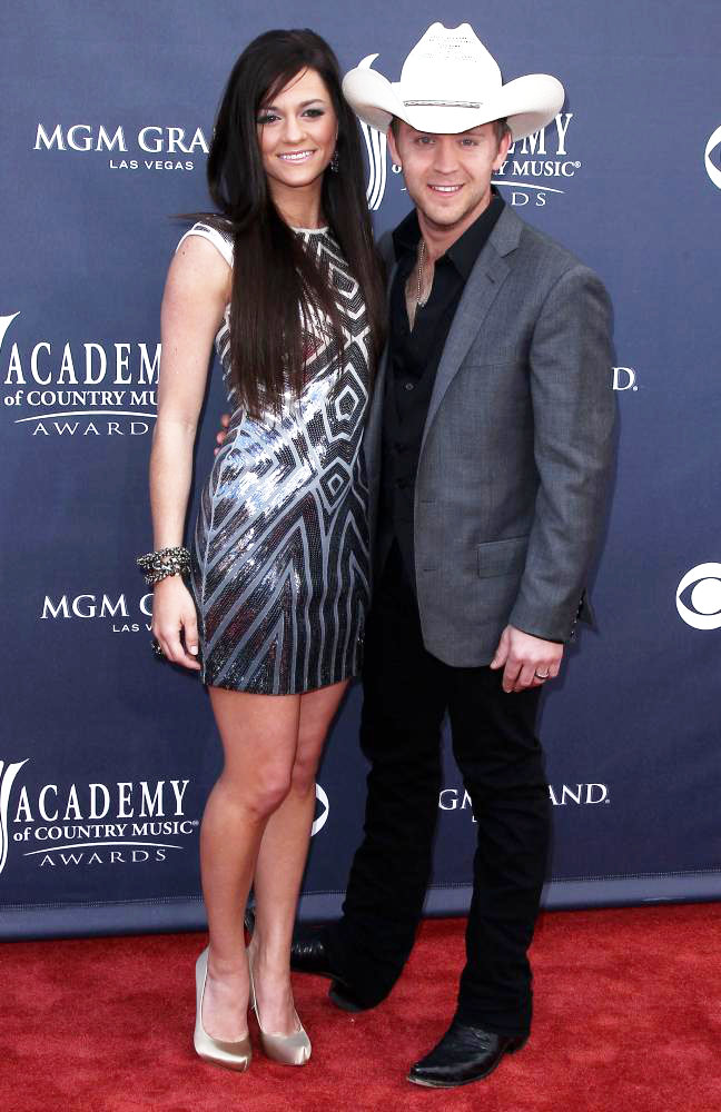 Kate Moore;Justin Moore;<br>The Academy of Country Music Awards 2011 - Arrivals