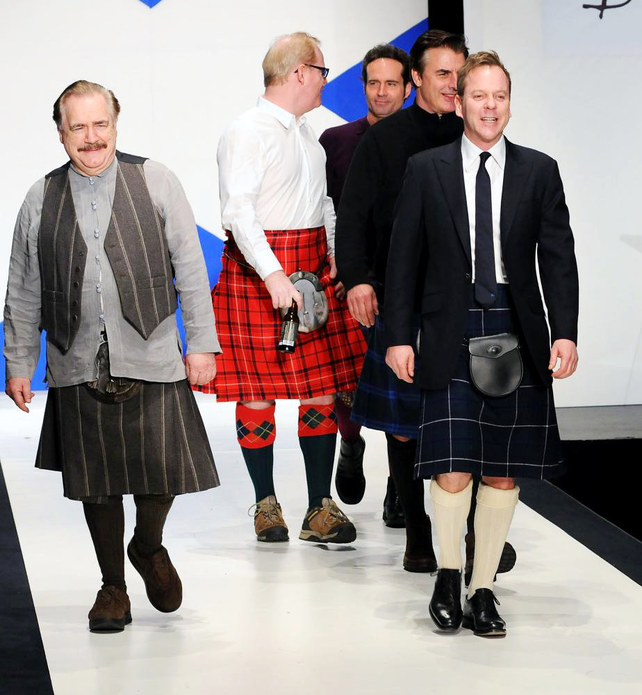 Pics: Kiefer Sutherland and Chris Noth Flash Butt at Charity Fashion Show