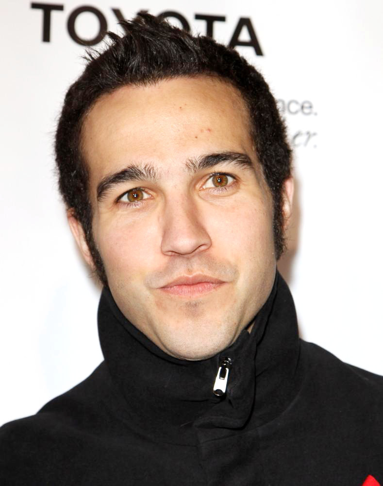 Pete Wentz;<br>The American Red Cross: Santa Monica Chapter's Annual Red Tie Affair - Arrivals