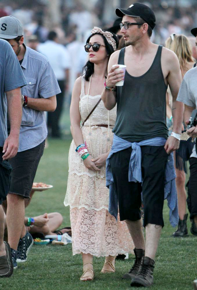 Katy Perry;<br>Celebrities at The 2011 Coachella Valley Music and Arts Festival - Day 2