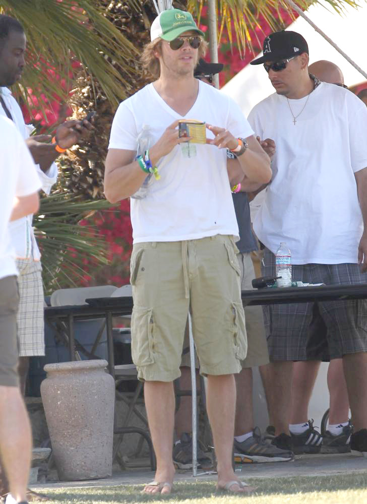 Eric Christian Olsen;<br>Celebrities at The 2011 Coachella Valley Music and Arts Festival - Day 2
