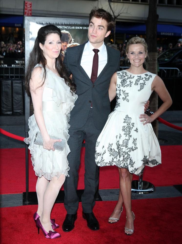 Sara Gruen;Robert Pattinson;Reese Witherspoon;<br>The World Premiere of 'Water for Elephants' - Arrivals