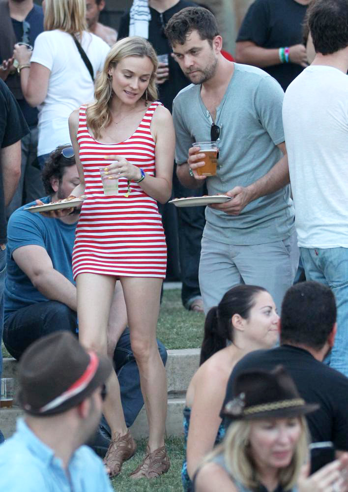Diane Kruger;Joshua Jackson;<br>Celebrities at The 2011 Coachella Valley Music and Arts Festival - Day 3