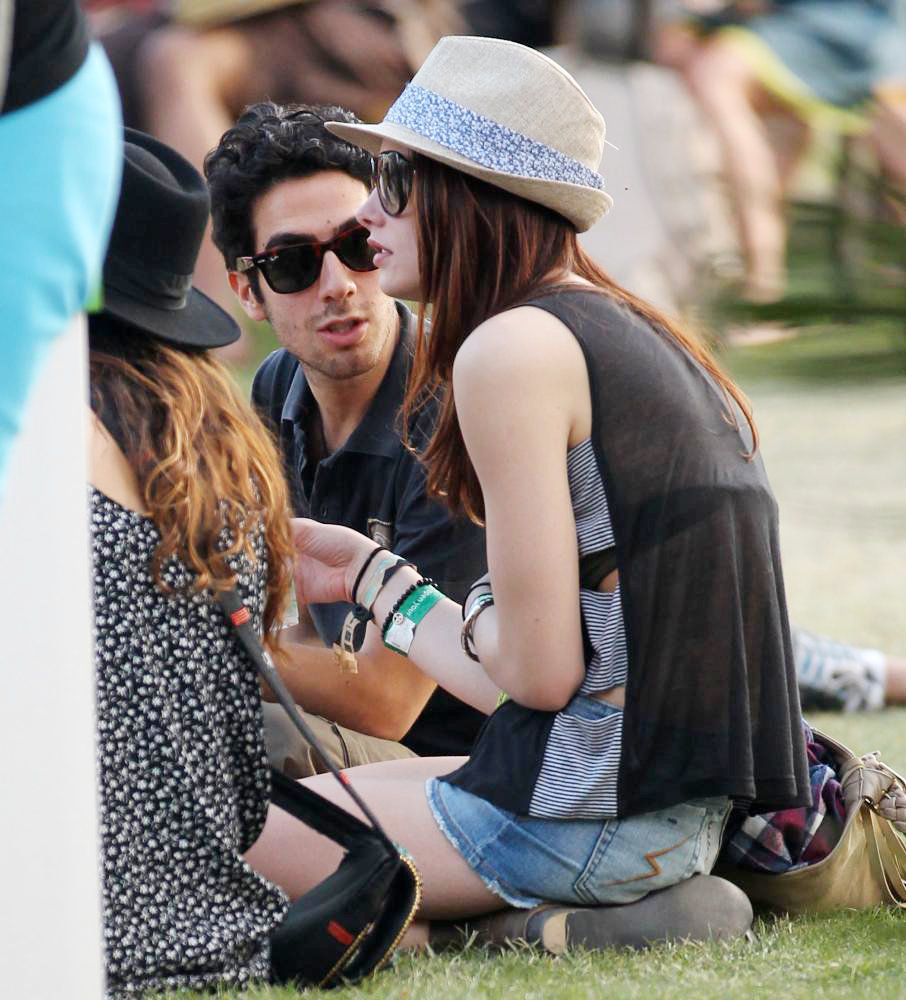 Ashley Greene;<br>Celebrities at The 2011 Coachella Valley Music and Arts Festival - Day 3