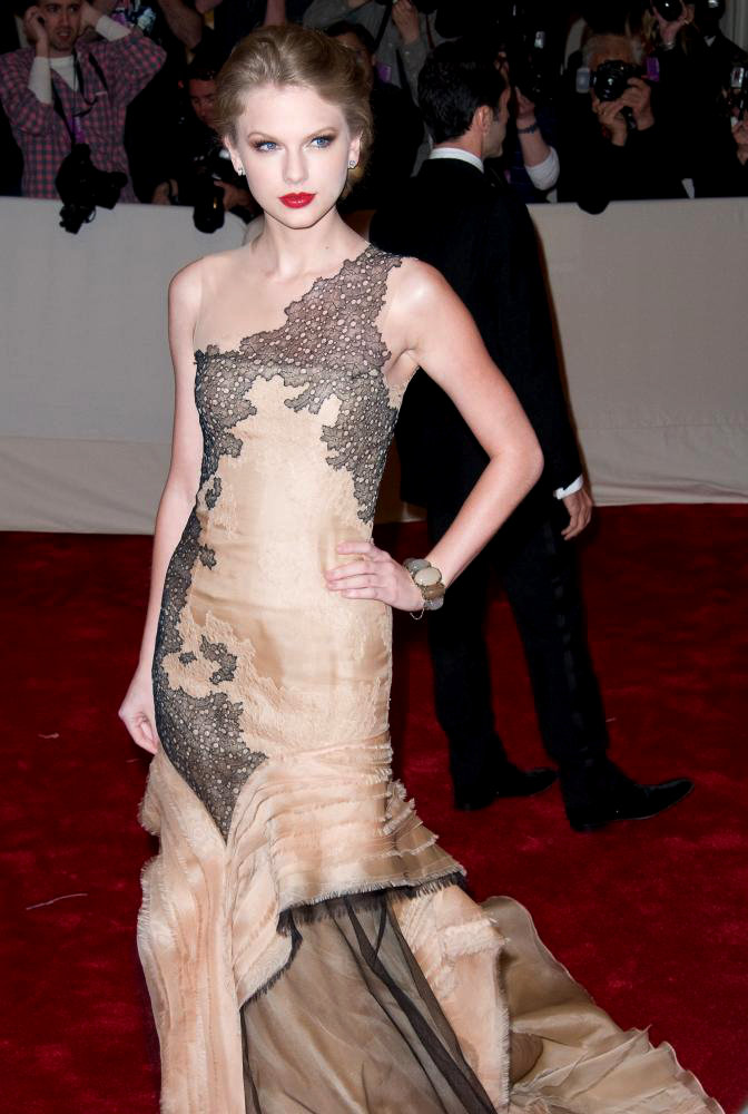 Taylor Swift;<br>Alexander McQueen: Savage Beauty Costume Institute Gala