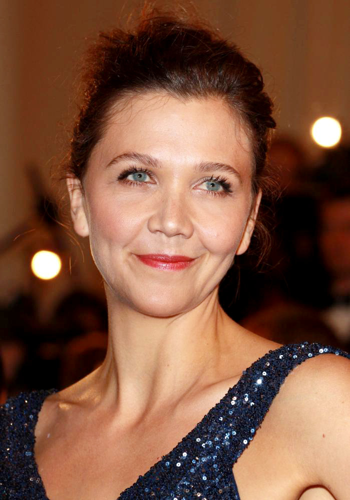 Maggie Gyllenhaal;<br>Alexander McQueen: Savage Beauty Costume Institute Gala