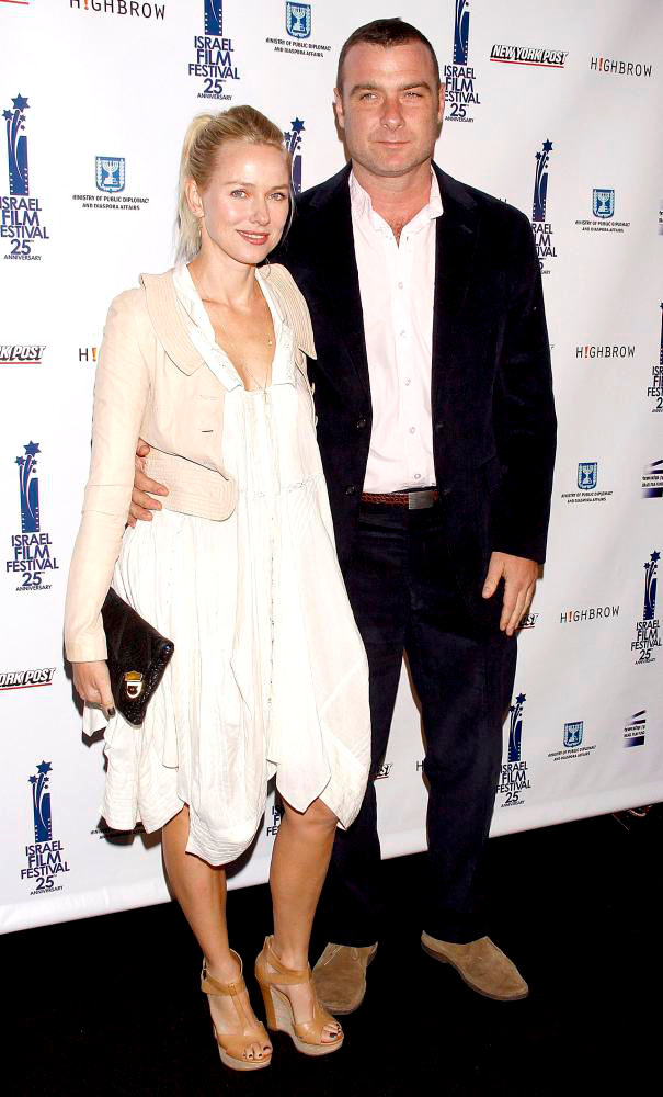 Naomi Watts Presents Film Honor to Partner Liev Schreiber