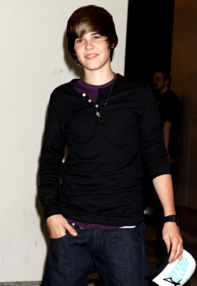 Justin Bieber;<br>Justin Bieber outside The MTV Studios after appearing on 'It's On with Alexa Chung'