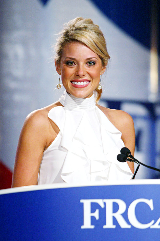 Carrie Prejean Pictures, Latest News, Videos.