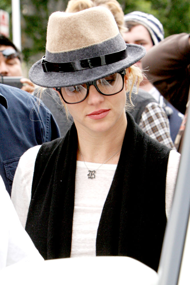 Britney Spears Glasses - Britney Spears Sunglasses Ray Bay RB4125, Dior
