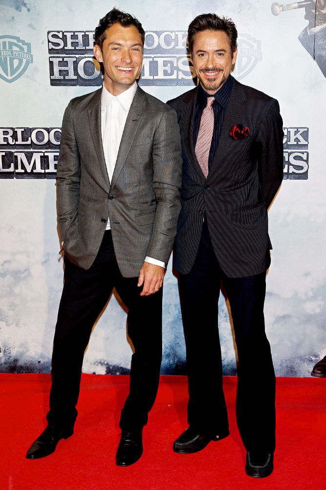 Jude Law;Robert Downey Jr.;<br>Premiere of 'Sherlock Holmes'