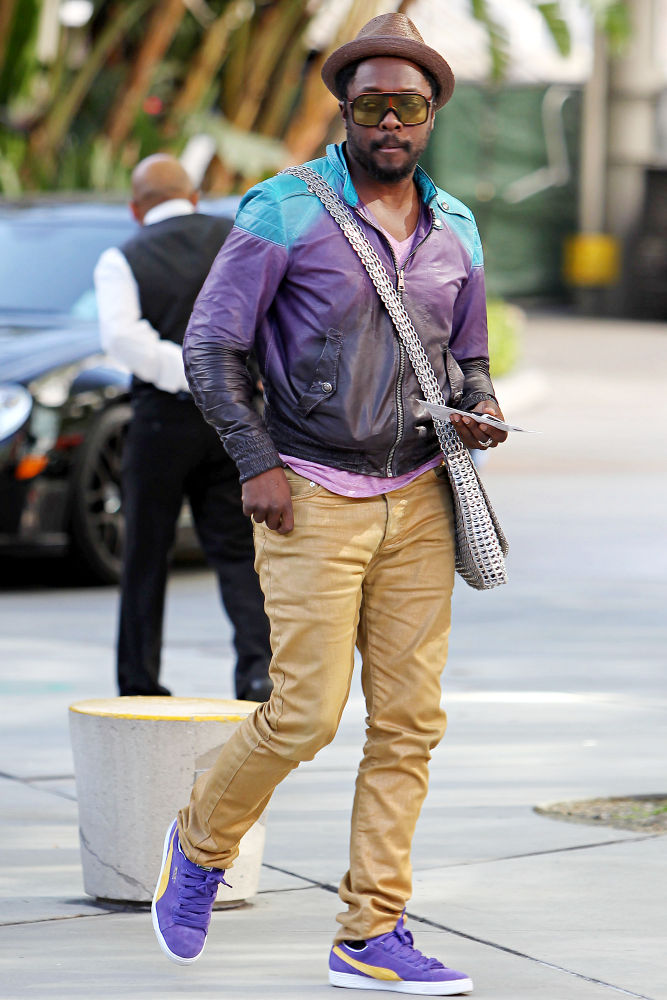 will.i.am's Luxury Car Robbed