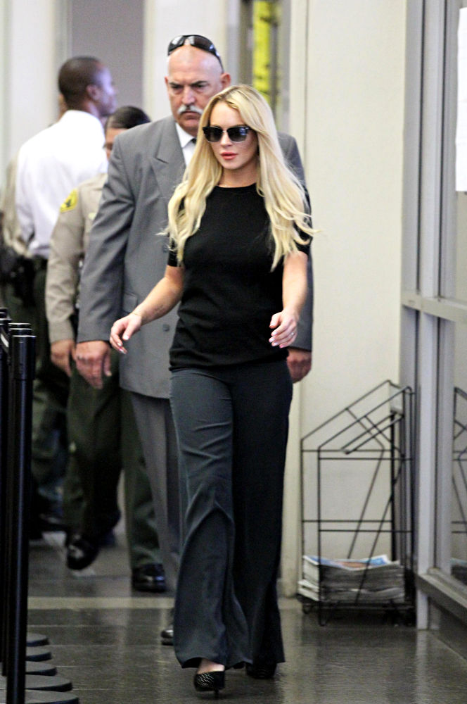 Lindsay Lohan Offered Staggering $500,000 for Pre-Jail Interview