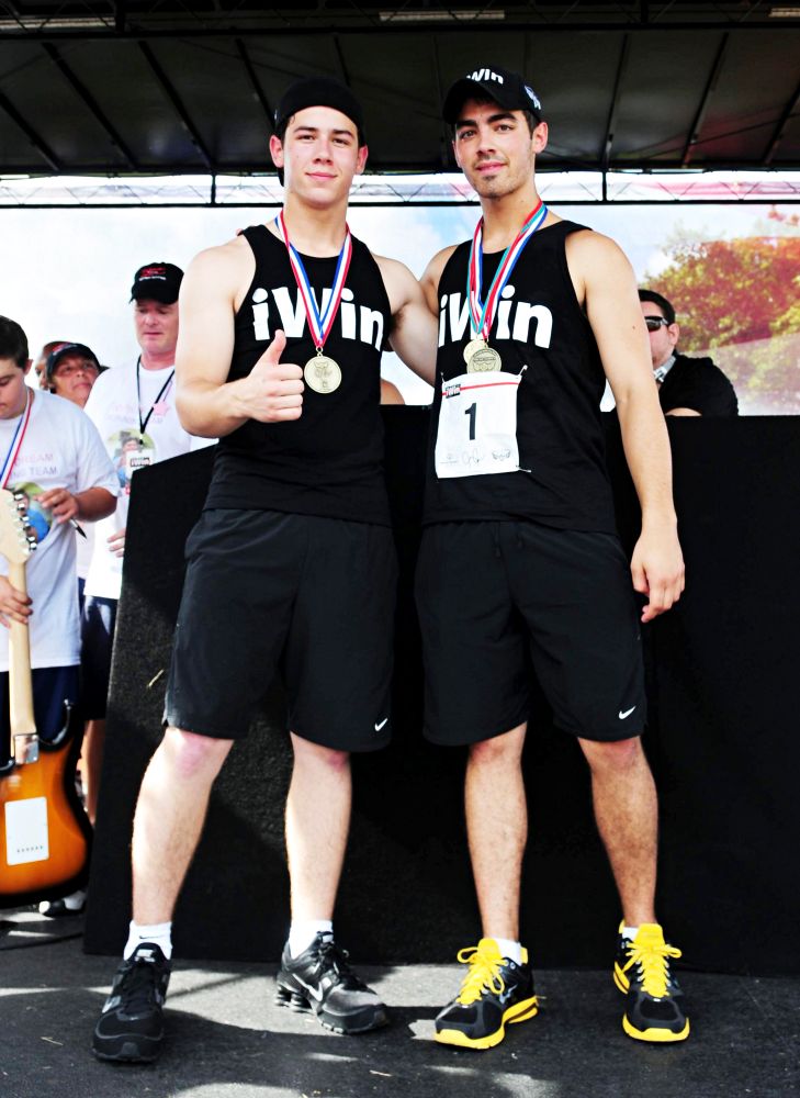 Nick Jonas;Joe Jonas;Jonas Brothers;<br>iWin 5K Fun Run/Walk Benefiting Special Olympics Florida