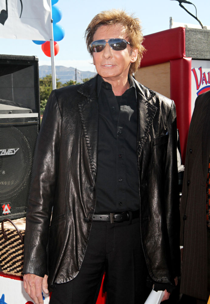 Barry Manilow to Sing at Nobel Peace Prize Concert