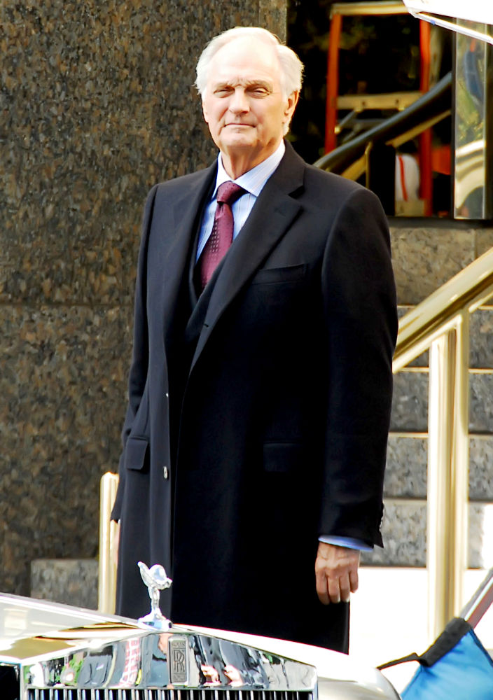 Alan Alda;<br>Celebrities Filming on The Set of 'Tower Heist'