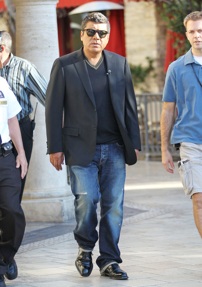 George Lopez;<br>George Lopez Films An Interview for The Entertainment Television News Programme 'Extra'
