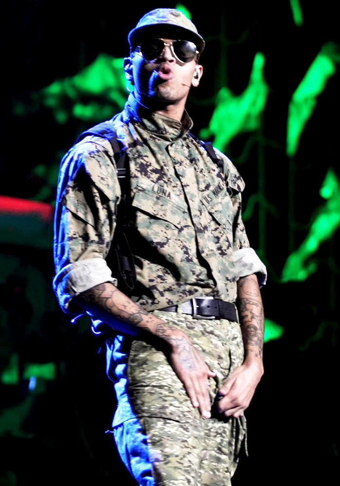 Chris Brown;<br>Chris Brown Performing Live at Adelaide Entertainment Centre as Part of His 'F.A.M.E' Tour