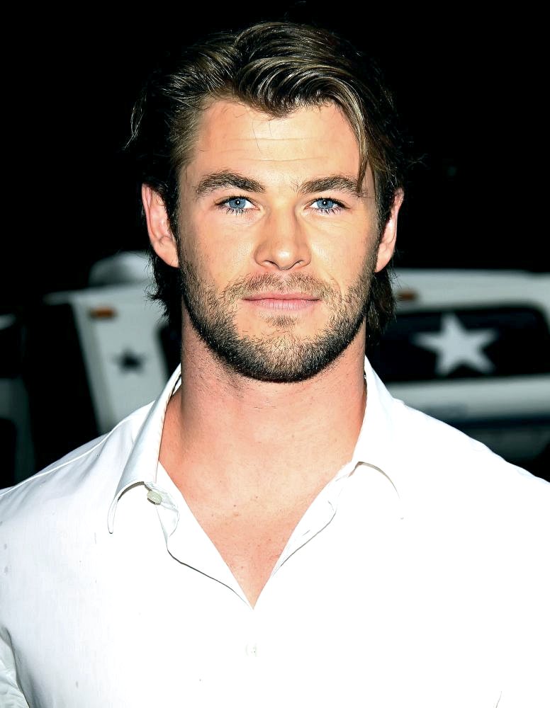 Chris Hemsworth;<br>Chris Hemsworth Outside The Ed Sullivan Theater for 'The David Letterman Show'