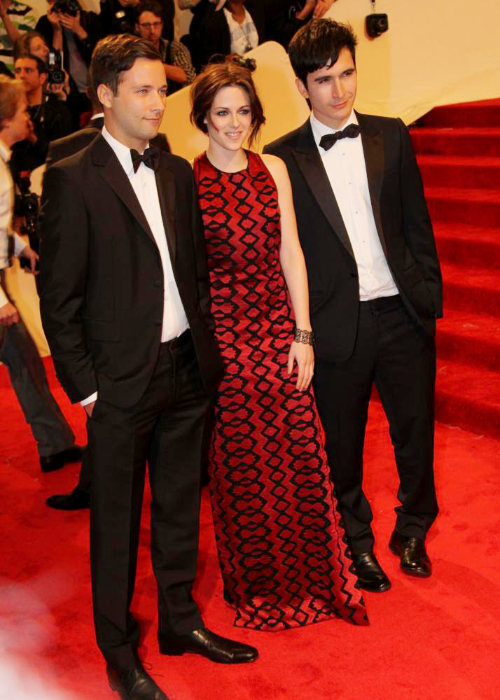 Jack McCollough;Kristen Stewart;Lazaro Hernandez;<br>Alexander McQueen: Savage Beauty Costume Institute Gala
