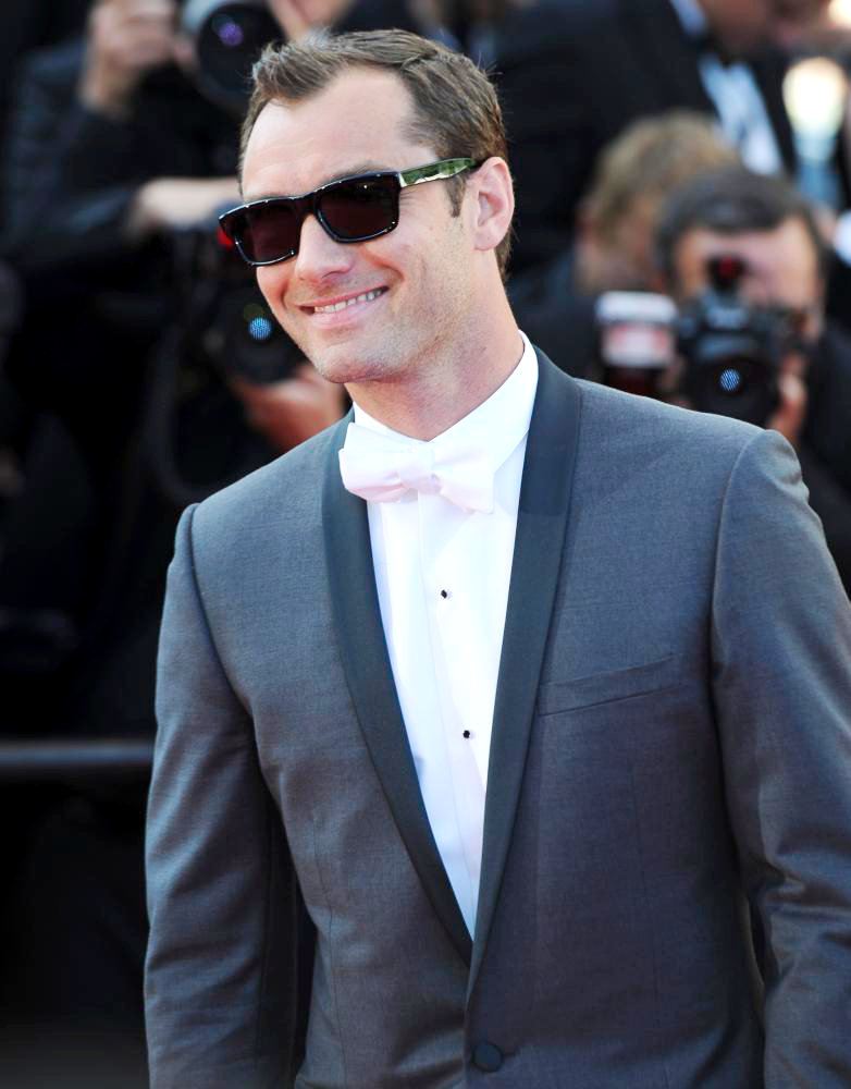 Jude Law;<br>2011 Cannes International Film Festival - Day 6 - The Tree of Life - Premiere
