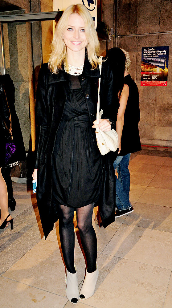 Eva Padberg;<br>19th Annual Echo Awards 2010 - Red carpet arrivals