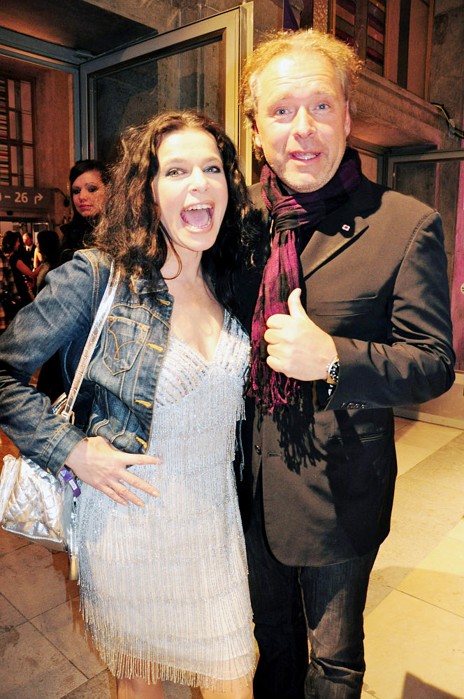 Julia Neigel;Rainer C. Herzmann;<br>19th Annual Echo Awards 2010 - Red carpet arrivals
