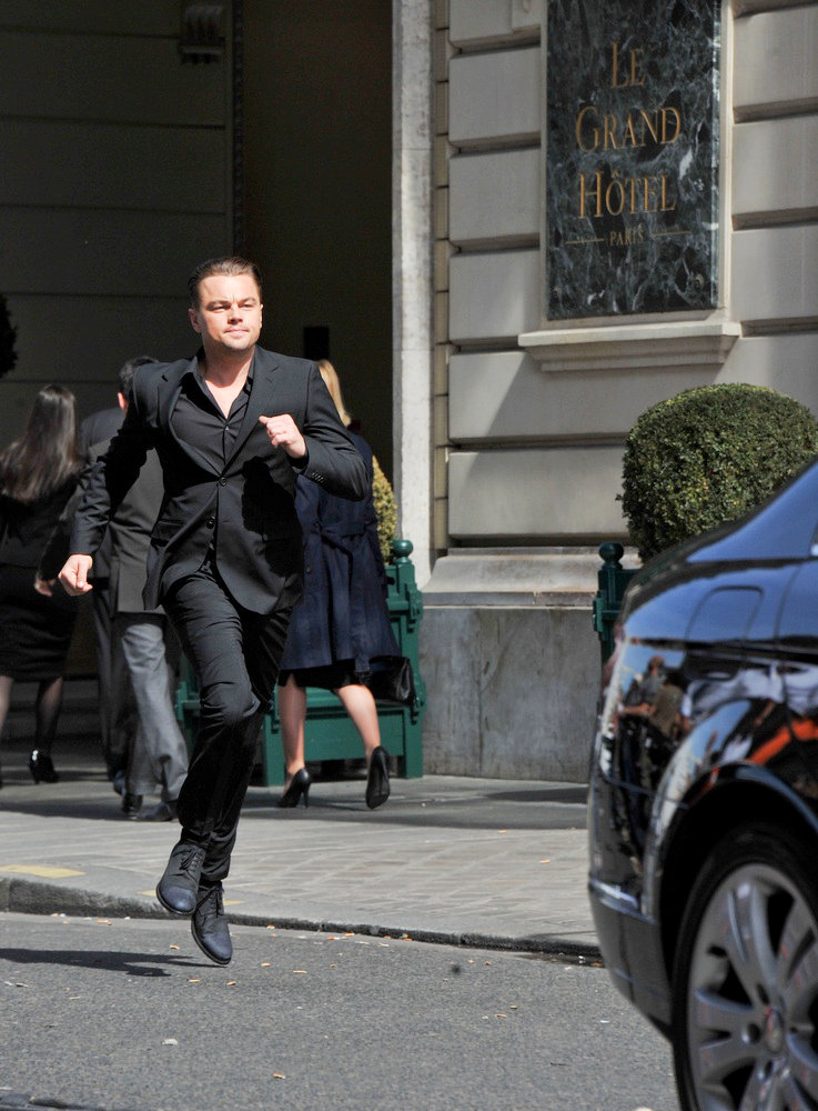 Leonardo DiCaprio;<br>Leonardo DiCaprio on The Set of A Commercial Film for A Chinese Telephonic Network