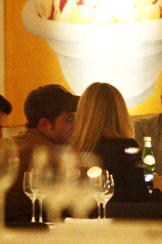 Robert Pattinson;<br>Robert Pattinson Having Dinner at Bocca di Bacco Restaurant on Friedrichstrasse Street