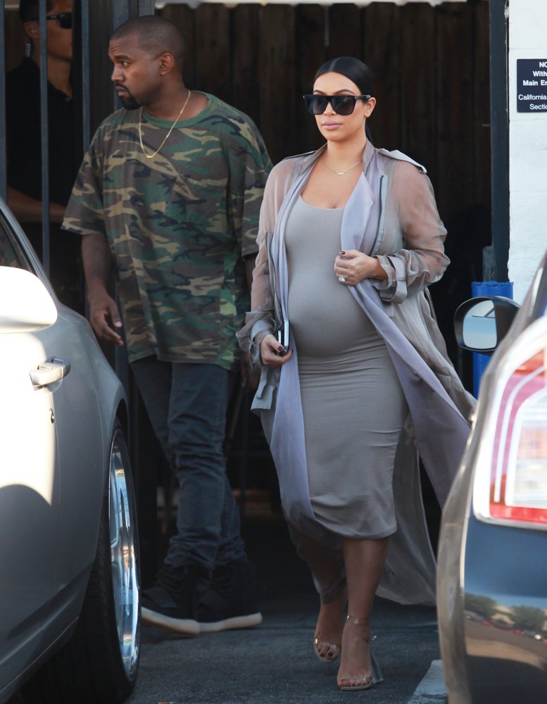 Kanye West;Kim Kardashian;<br>Kanye West and Kim Kardashian Leaving An Office in Sherman Oaks