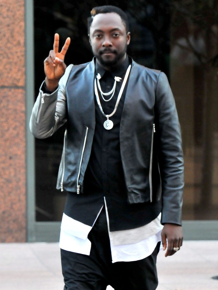 will.i.am;<br>will.i.am Filming on Location His Music Video