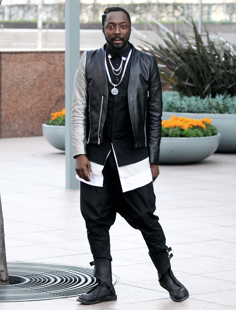 will.i.am;<br>will.i.am Filming on Location His Music Video
