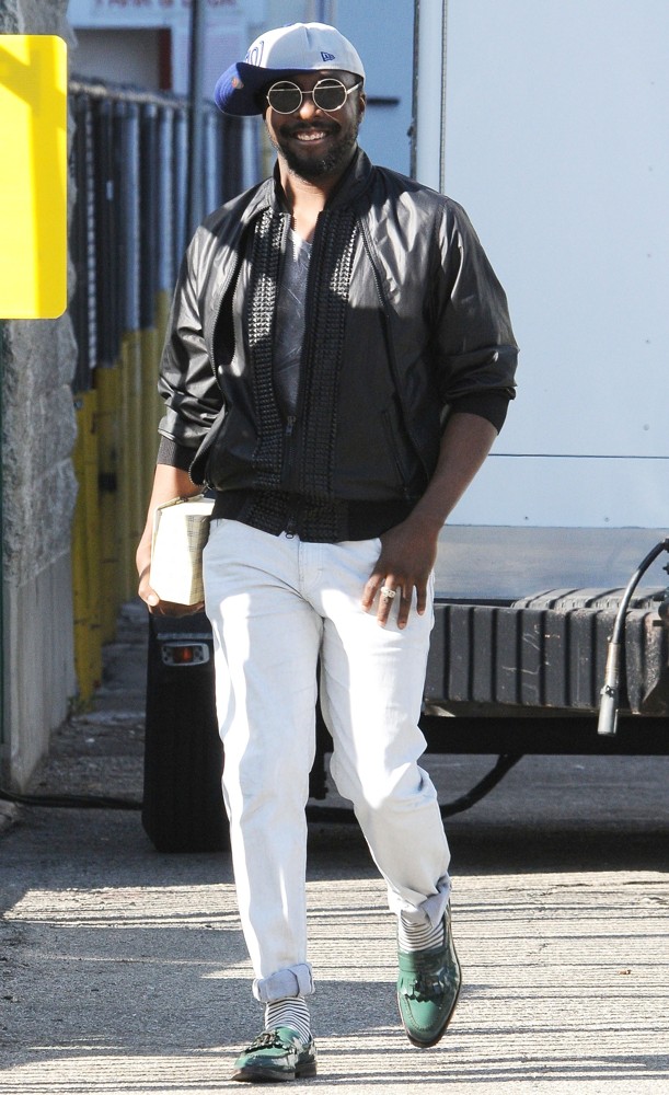 will.i.am;<br>will.i.am Leaves A Building