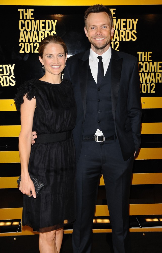 Sarah Williams;Joel McHale;<br>The Comedy Awards 2012 - Arrivals