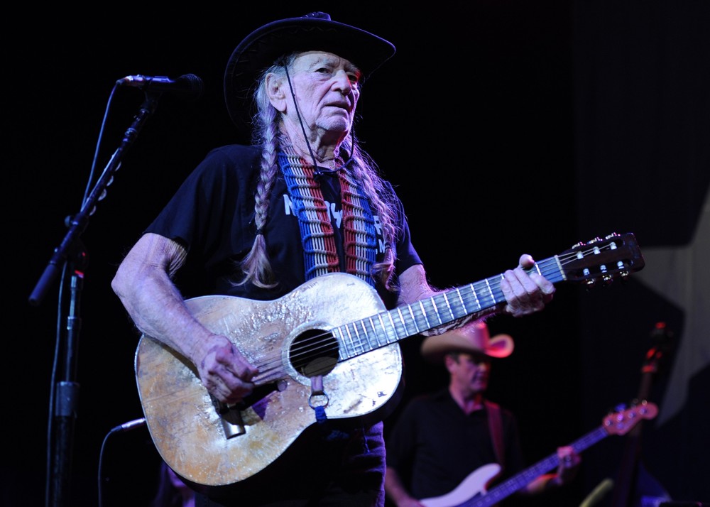 Willie Nelson;<br>Willie Nelson Performs Live