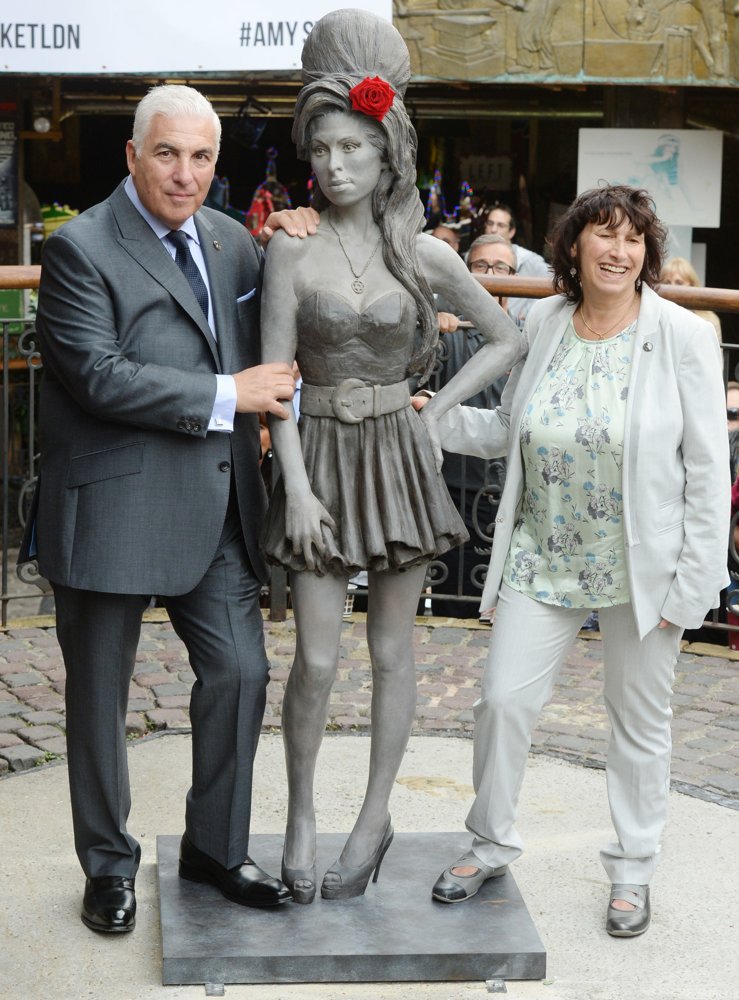 Mitch Winehouse;Amy Winehouse;Janis Winehouse;<br>Amy Winehouse Statue Unveiling