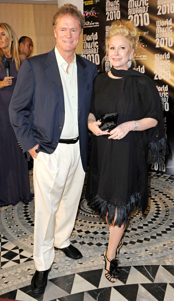 Rick Hilton;Kathy Hilton;<br>2010 World Music Awards - Arrivals