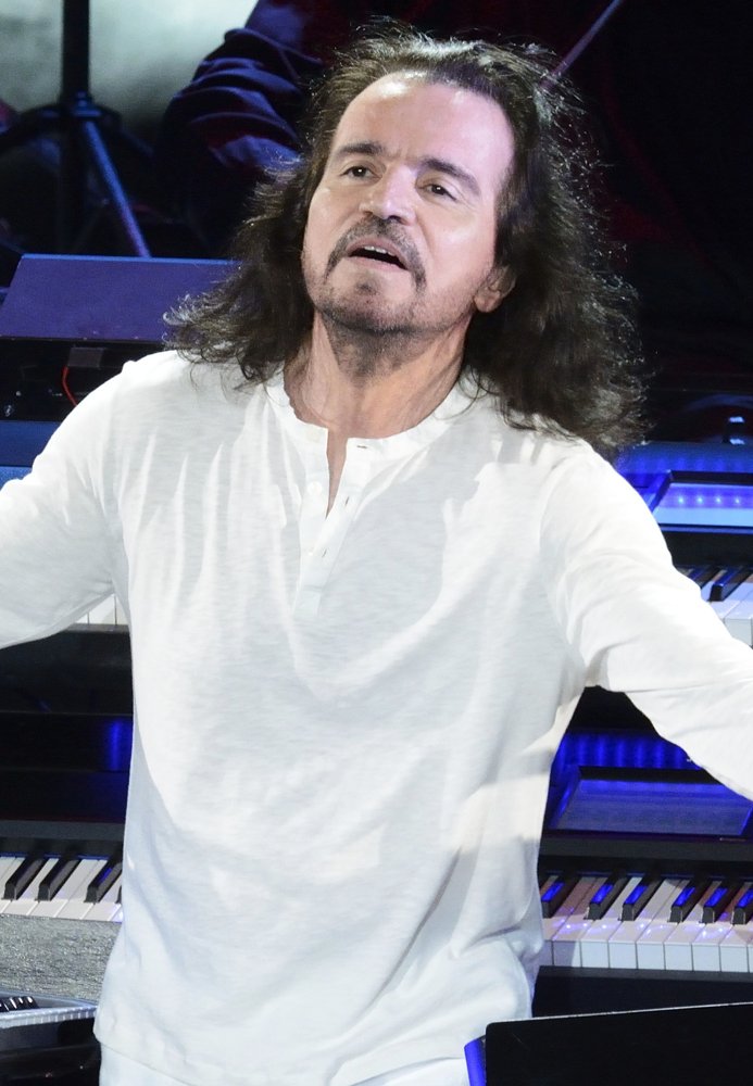 Yanni Pictures with High Quality Photos