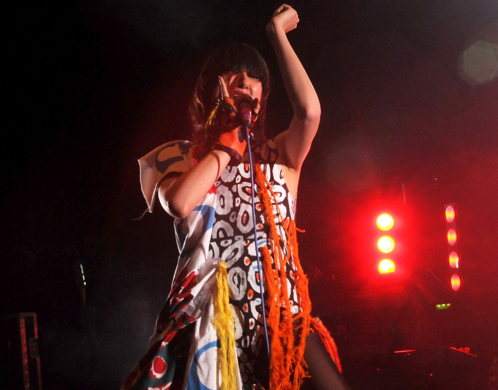 Karen O;Yeah Yeah Yeahs;<br>Yeah Yeah Yeahs Perform on Stage
