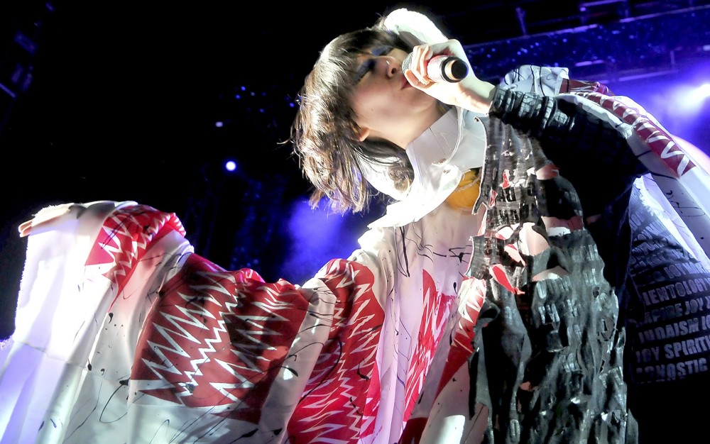 Karen O;Yeah Yeah Yeahs;<br>Yeah Yeah Yeahs Performing Live