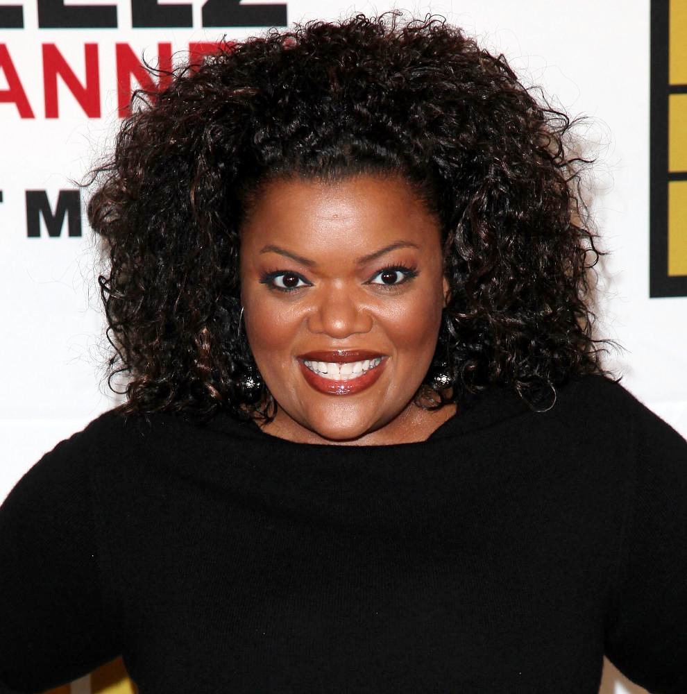Yvette Nicole Brown;<br>The 2011 Critics Choice Television Awards Luncheon - Red Carpet