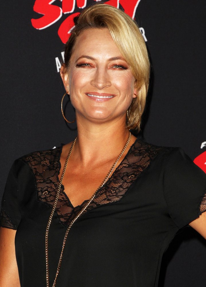 Sexy zoe bell Zoë Bell